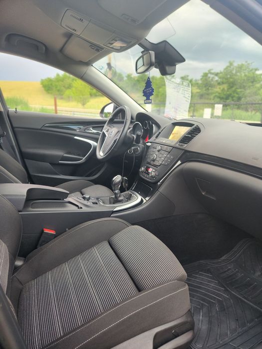 Opel Insignia A limuzina 2013