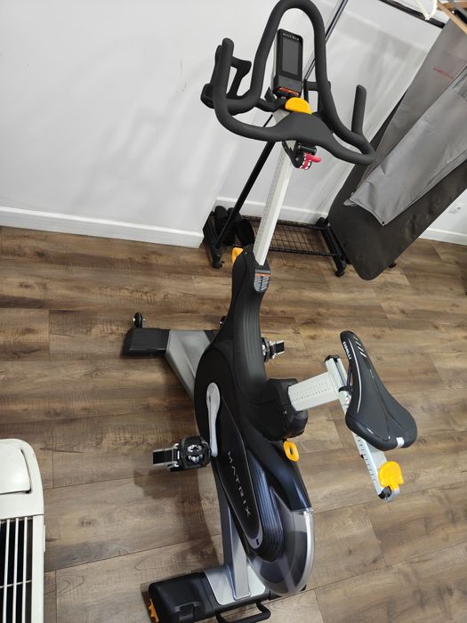 Профессиональный велотренажёр Matrix CXC Indoor Training Cycle