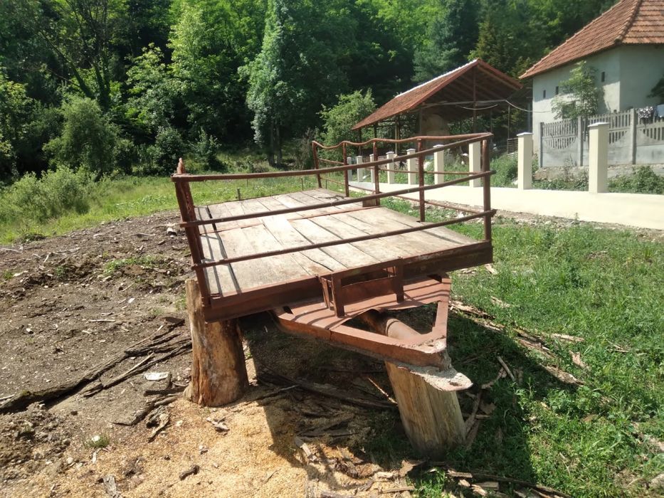 Remorcă de vânzare