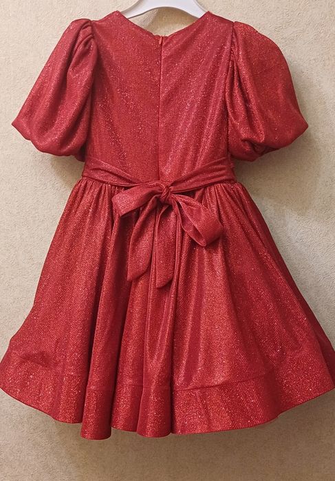 Продам платье детские р.34