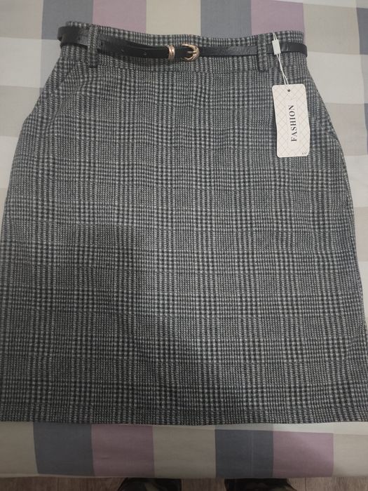 Продам юбку новую