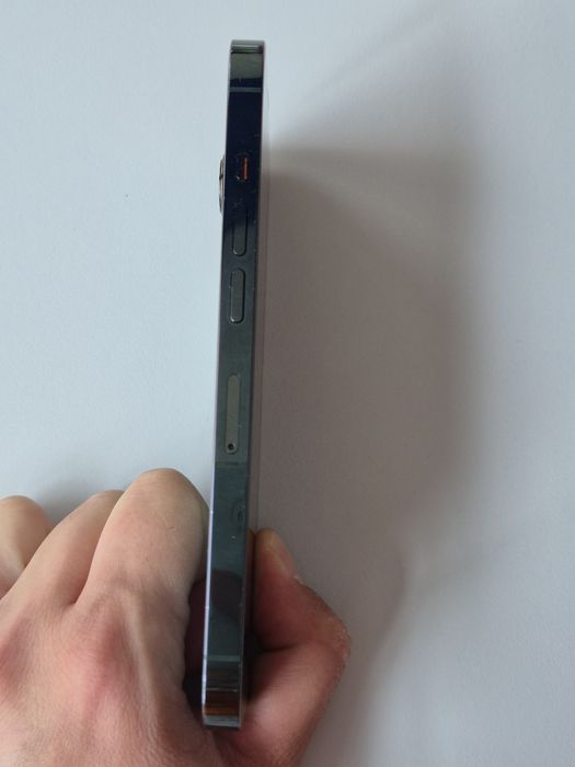 Продавам Iphone 13 Pro 256ГБ