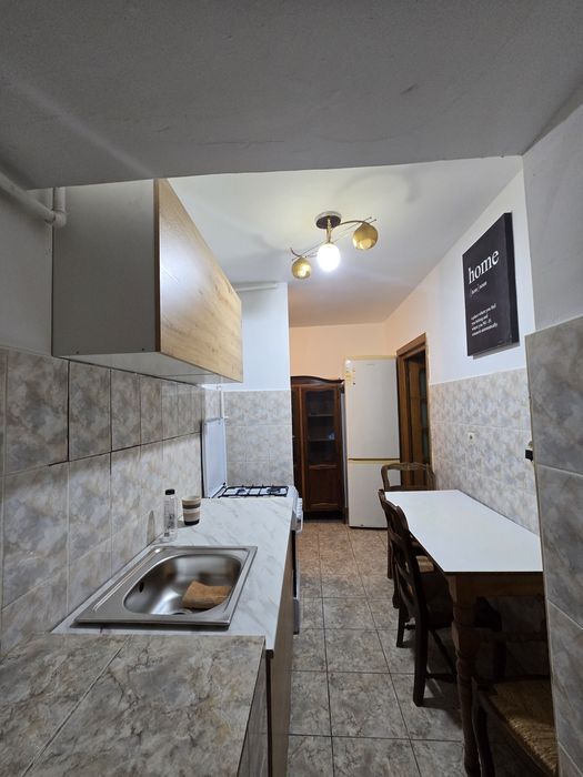 Garsoniera de închiriat republicii