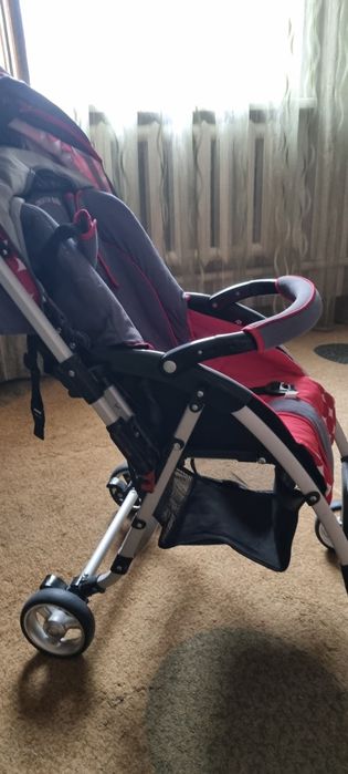 Продам коляску детскую