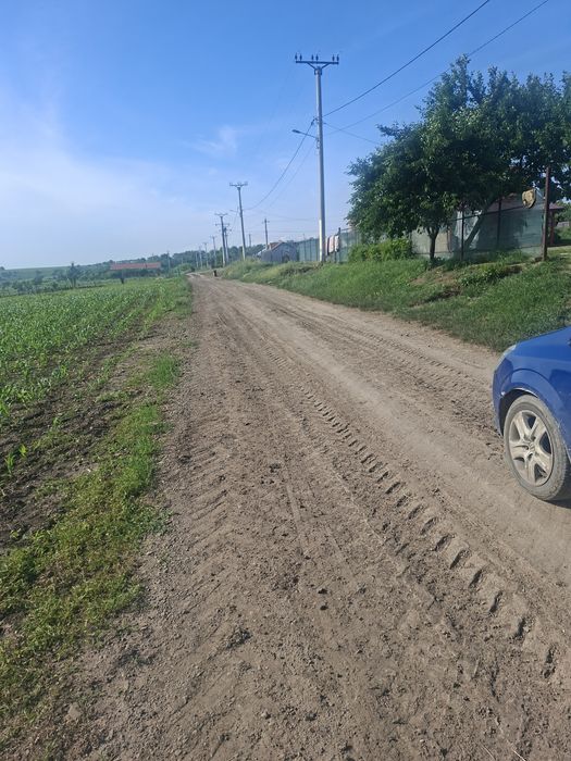 Vand teren  pt casa