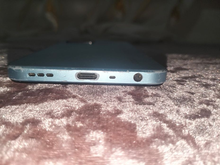 1. OPPO A57s.    2. OPPO A17