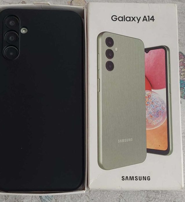 Telefoane Samsung diferite modele.