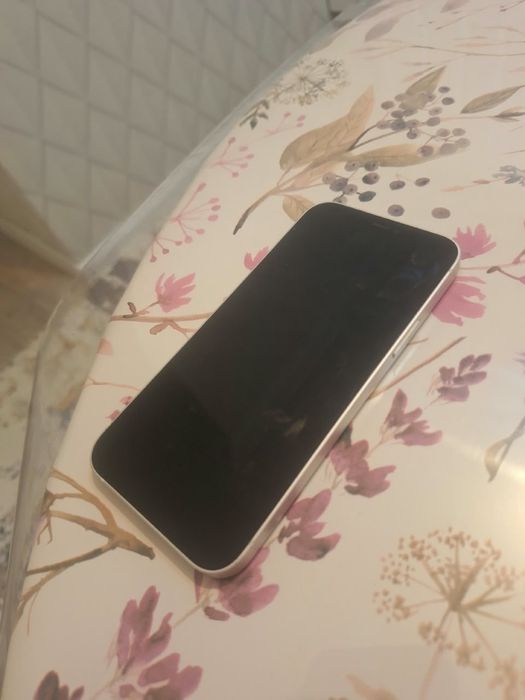Айфон 12 рабочий