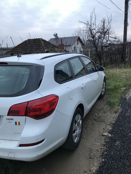 Opel astra j sporttourer