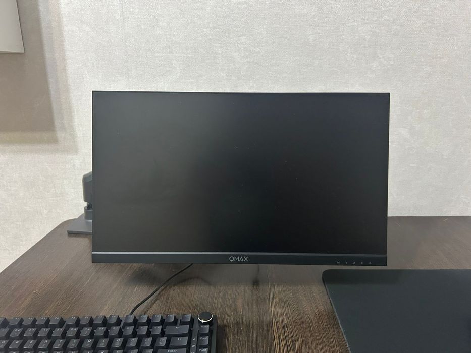 Монитор QMAX 120hz