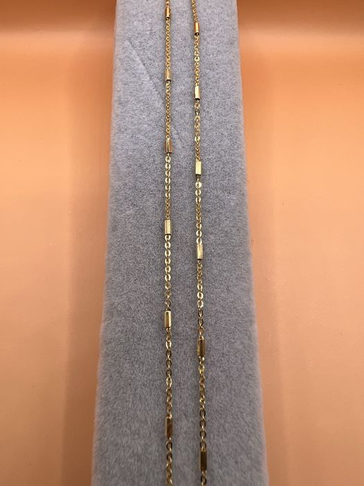 Продам золотую цепочку.