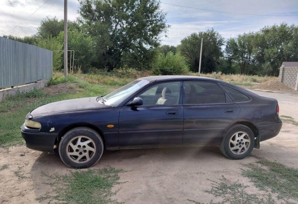 Mazda Cronos 1994