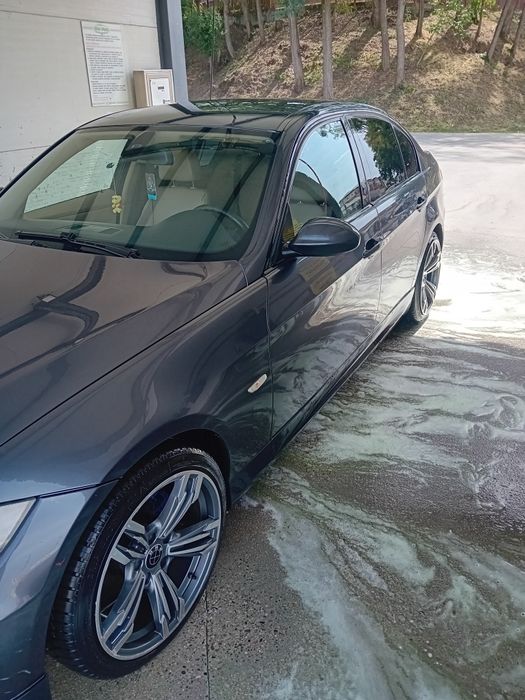 Vând bmw e 90 320d