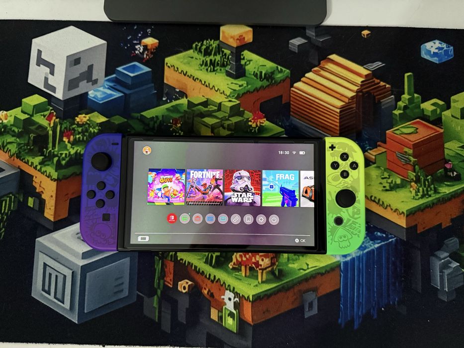 Nintendo Switch OLED Splatoon Edition