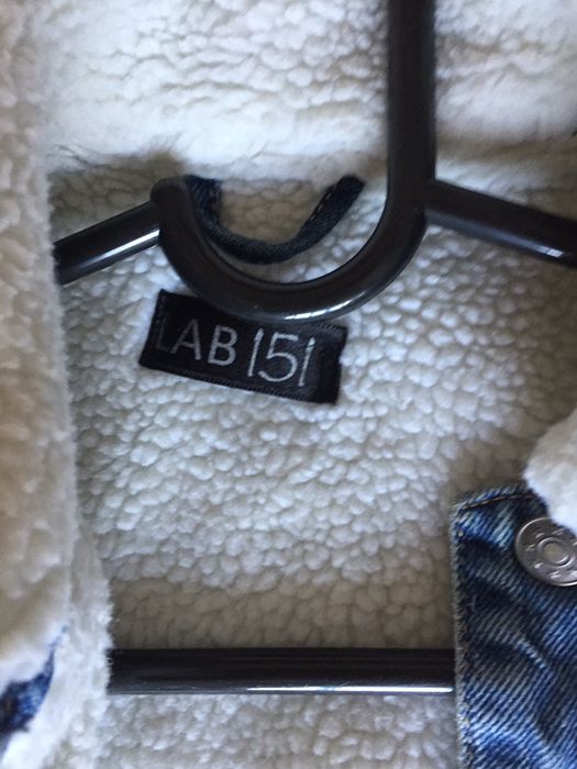 Продаю джинсовую куртку