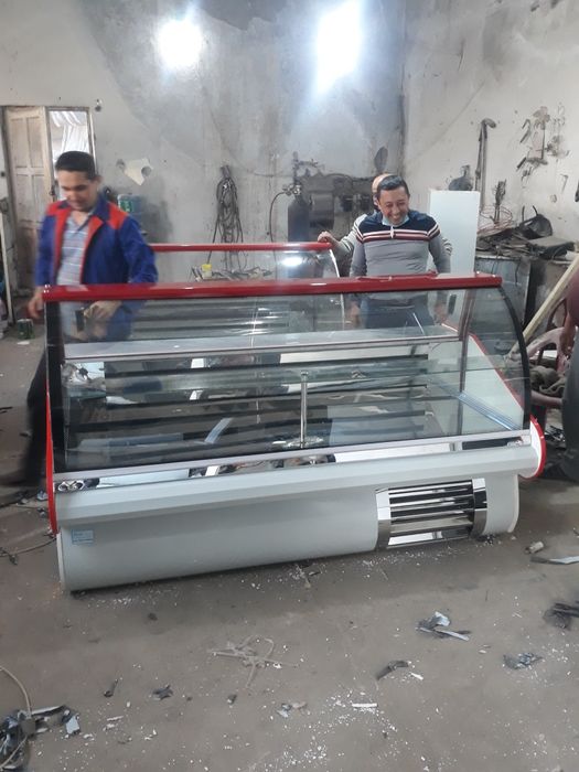 Холодильник витрина