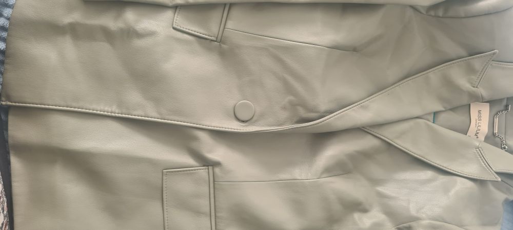 Продам костюм брюки и пиджак