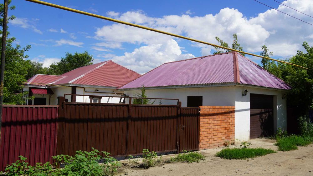 продам Дом на разбор