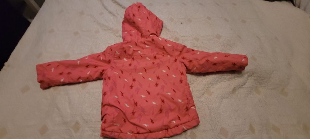 Vând greaca iarna TEX 3-4 ani și pantaloni zapada  Lupilu 98-104