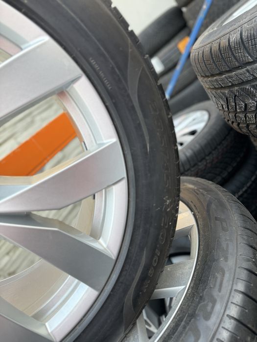 Roti Jante Aliaj 20 Montero Original Vw Touareg 3 CR Cu Anvelope Pirelli 285/45/20 Ca Noi