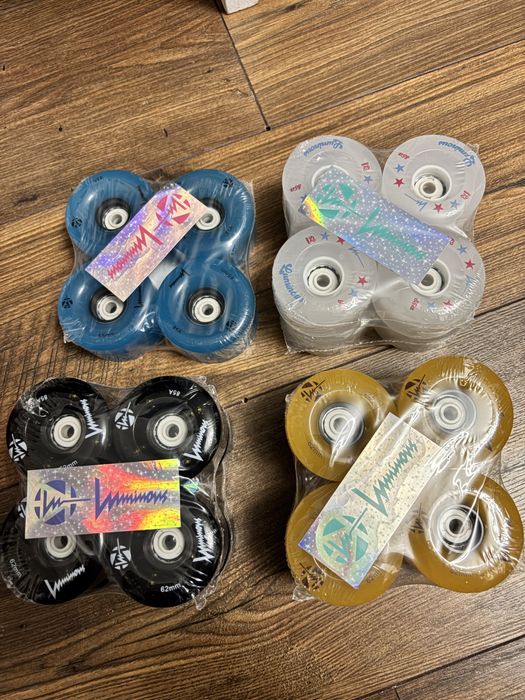 Светещи колела за ролкови кънки и скейтборд luminous