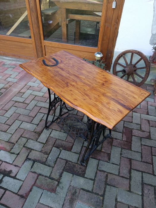 Masa , suport lavoar baie , Comoda  , cadru mașină de cusut