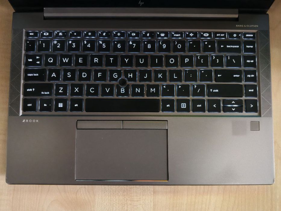 HP ZBook 14 G8 14" IPS FHD / RYZEN 3 PRO 4450U / 8GB DDR4 / 256GB NVMe