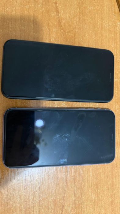 продам айфон 11  в хорошем состояние