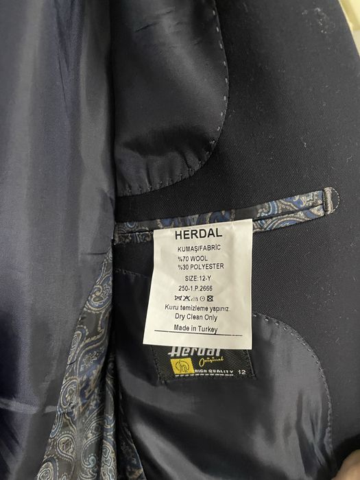 Школьный костюм Herdal