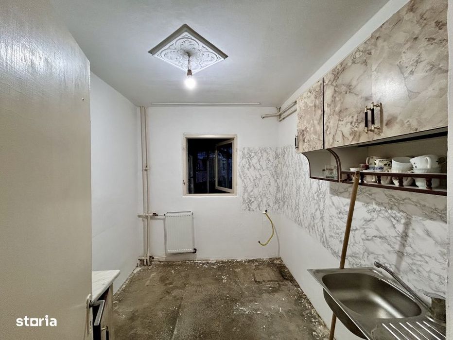Apartament 3 camere, decomandat, 9 Mai, Ploiesti