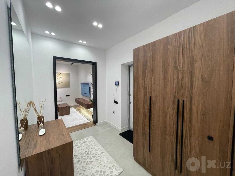 Яккасарой Dream houseda sotuvda uy bor narhi judayam zor ID02