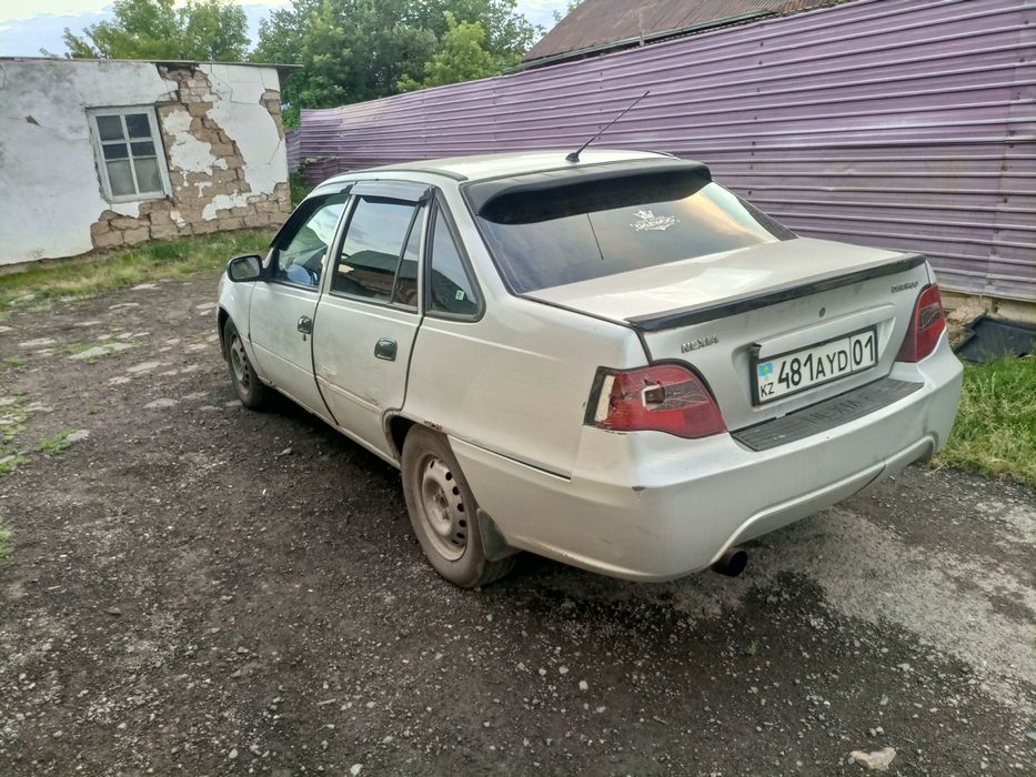 Срочно продам нексия
