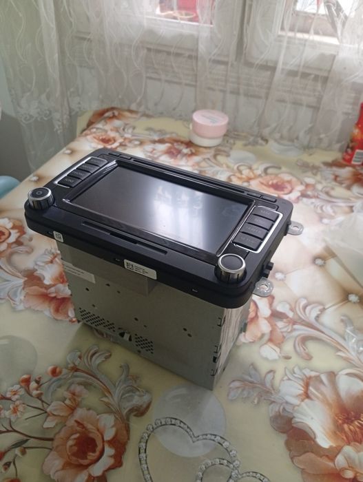 Navigație auto și o trotineta electrica