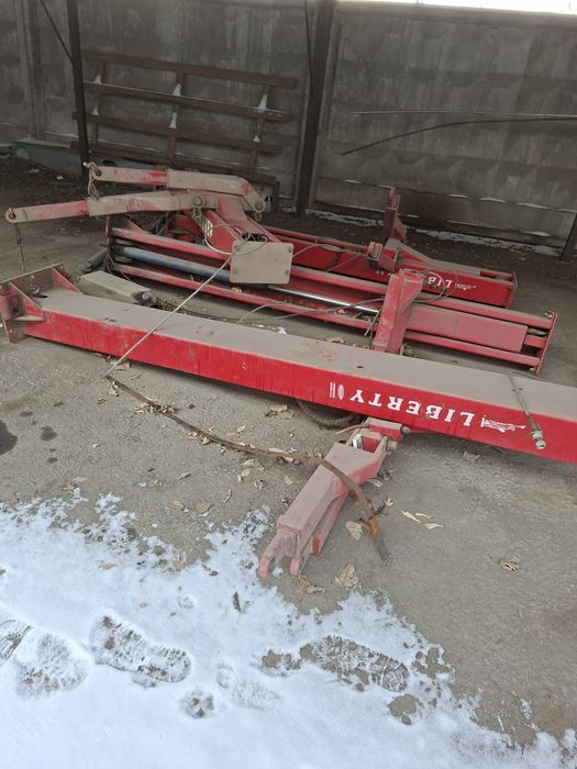 Автоподъемник гидровлически