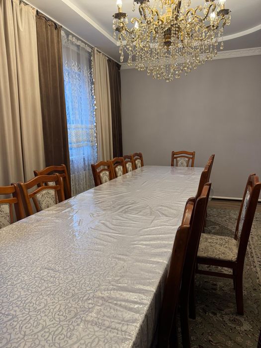 Продам  стол 5 метр 20 стульев Состояние хорошее