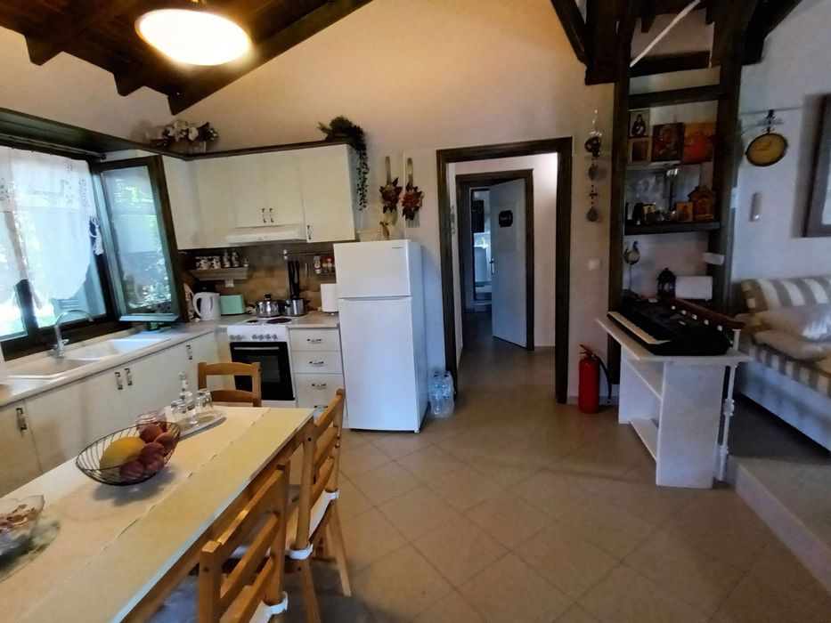 Продава се Къща в София, Център - 90 кв.м за 2945 €/кв.м - Снимка #2