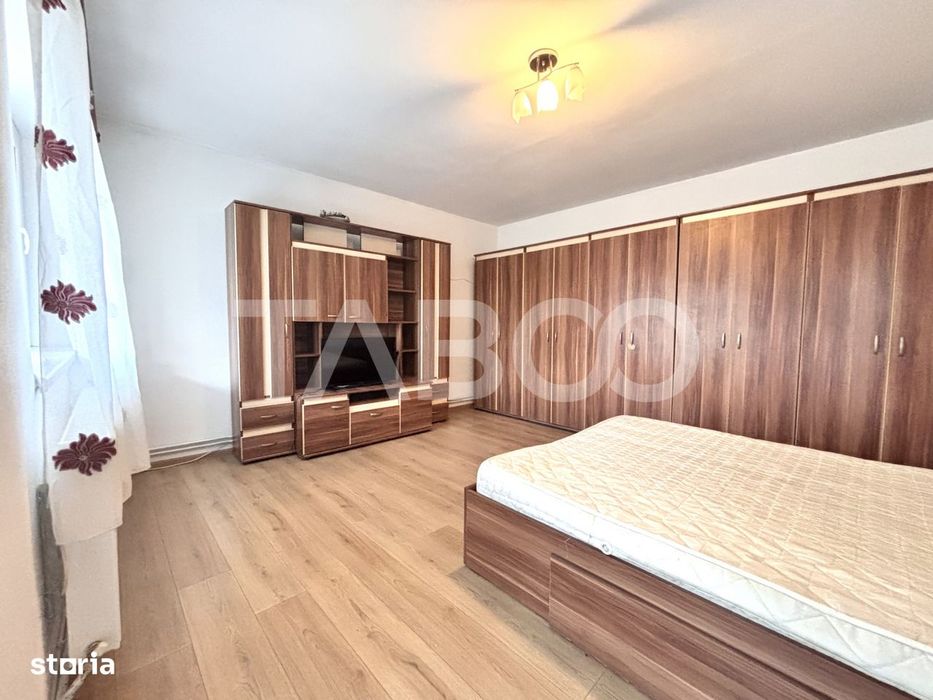 Casa individuala de vanzare cu teren de 929 mp front de 44 ml Someseni