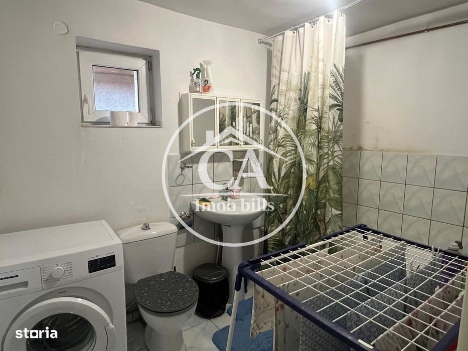 Casă de vânzare cu 5 camere în Cihei, Bihor