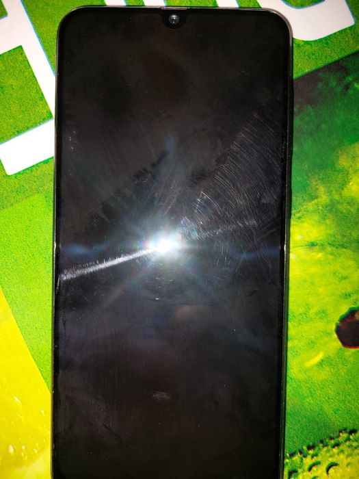 Samsung А30 мобильный телефон