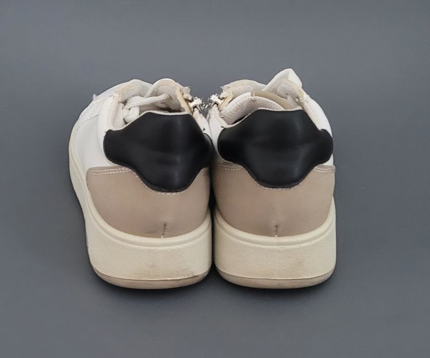 Adidasi Primigi  marimea 31, piele