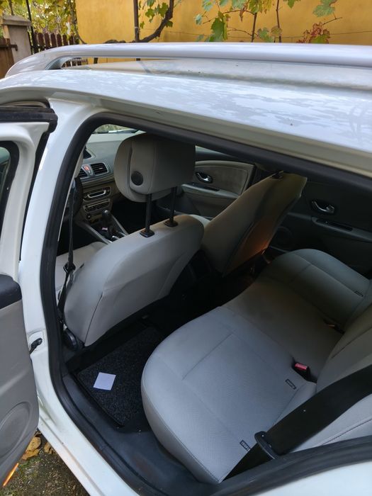 RENAULT Megane 2010 — imagine 3