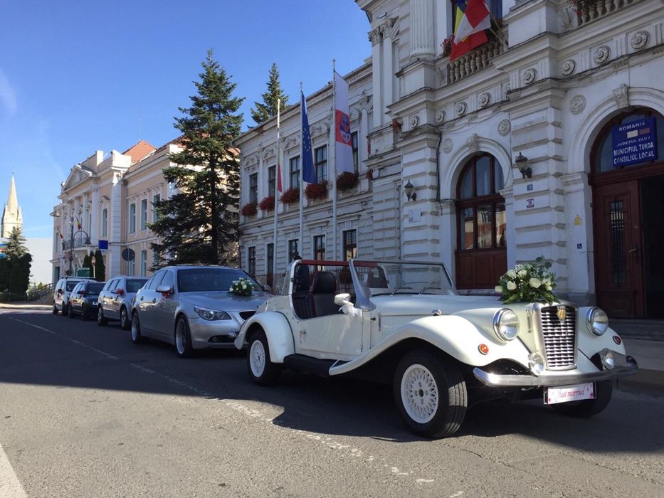 Inchiriez masina retro de epoca pentru nunta sau diferite evenimente