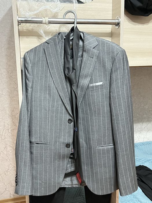 Класический костюм