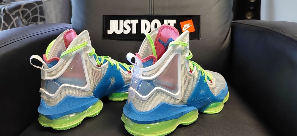 Nike Lebron XIX, номер 42,5