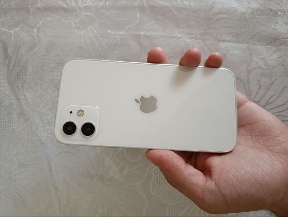 СРОЧНО ПРОДАЕТСЯ iphone 12 белый