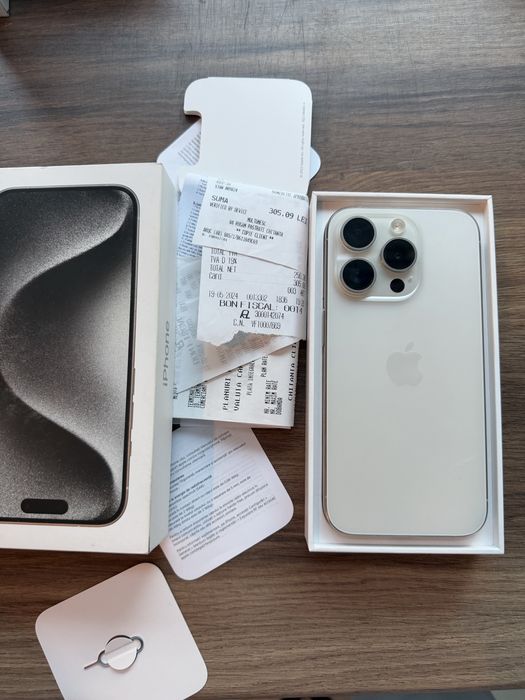 Iphone 15 pro impecabil alb
