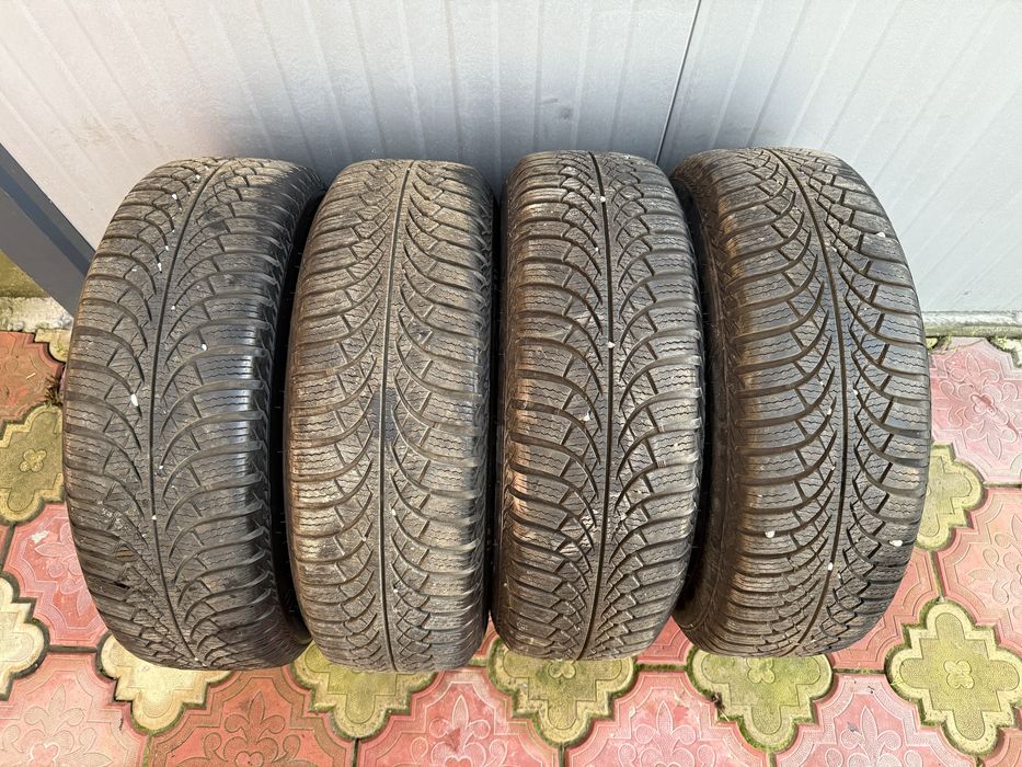 Jante și Cauciucuri Iarnă 195/65/15 DUNLOP  Seat / Audi / Wolksvagen