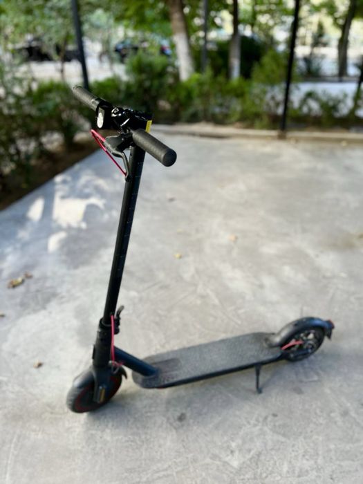 Продам элекросамокат Xiaomi Pro 2