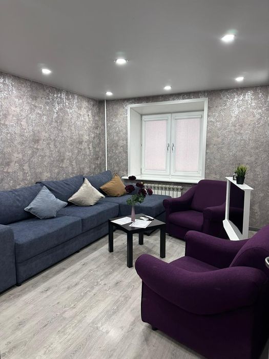 Сдам 1,5 Евролюкс Площадь РЕСПУБЛИКИ