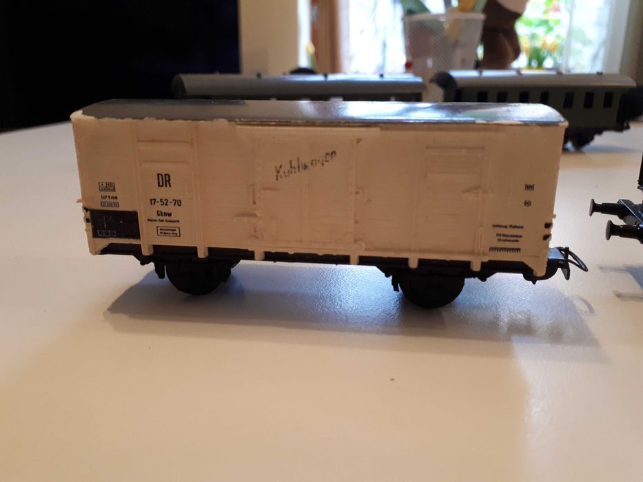 Locomotivă cu 3 vagoane, trenulet electric, ecart 16.5 mm